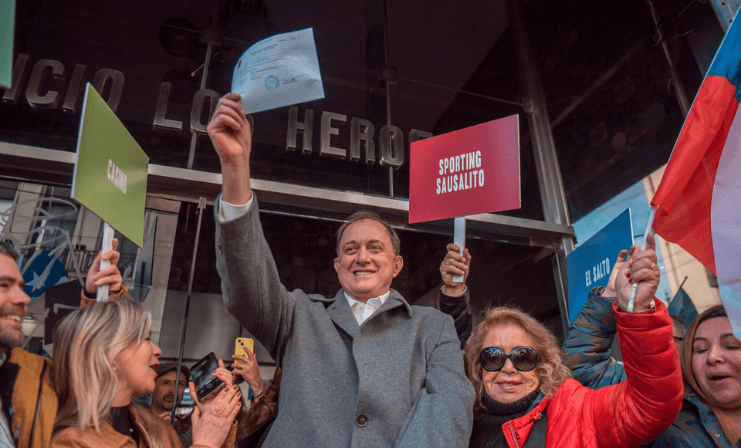 De la arquitectura a la política: Iván Poduje inscribe su candidatura a la alcaldía de Viña del Mar