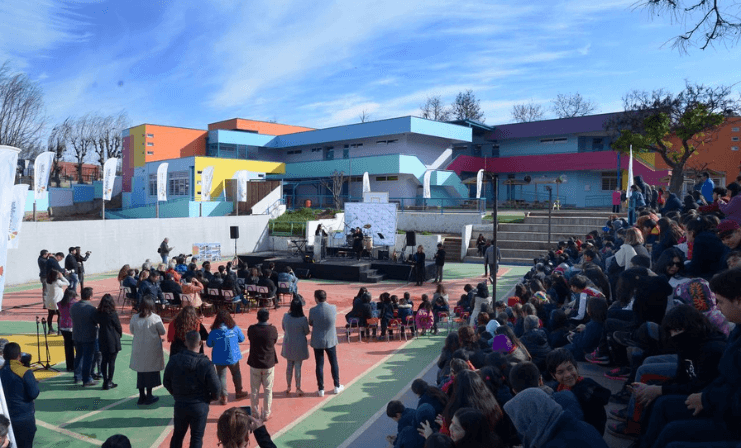 Viña del Mar: Inauguración obras en la escuela Villa Independencia en zona afectada por incendios