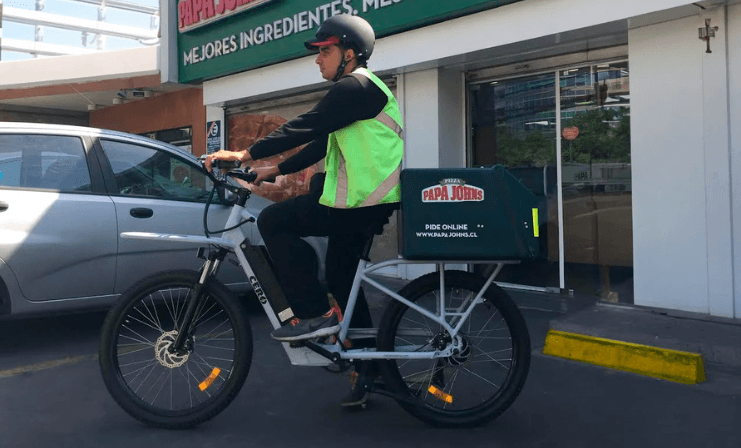 Micromovilidad eléctrica: un paso hacia el futuro sostenible del delivery en Santiago