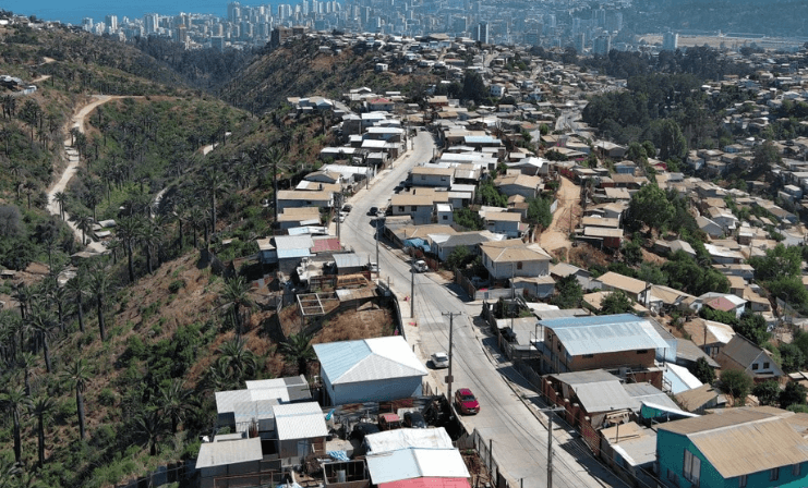 Forestal 2022: Dos de cada tres damnificados del incendio ya cuentan con solución habitacional