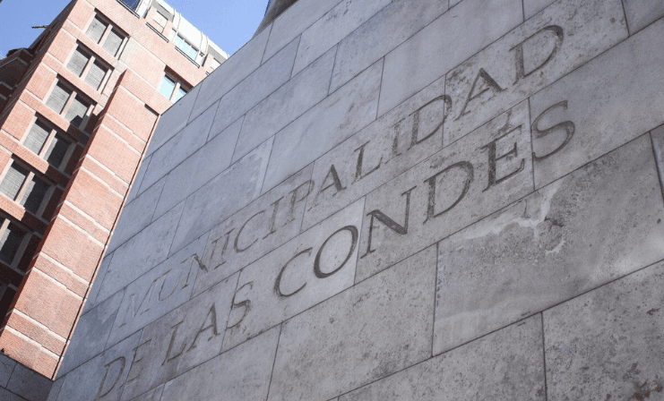 Denuncian ante el Consejo de Defensa del Estado actos de corrupción en Las Condes en período de Joaquín Lavín