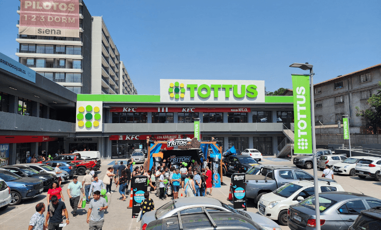 Siena inaugura distrito comercial en La Florida con tienda ancla