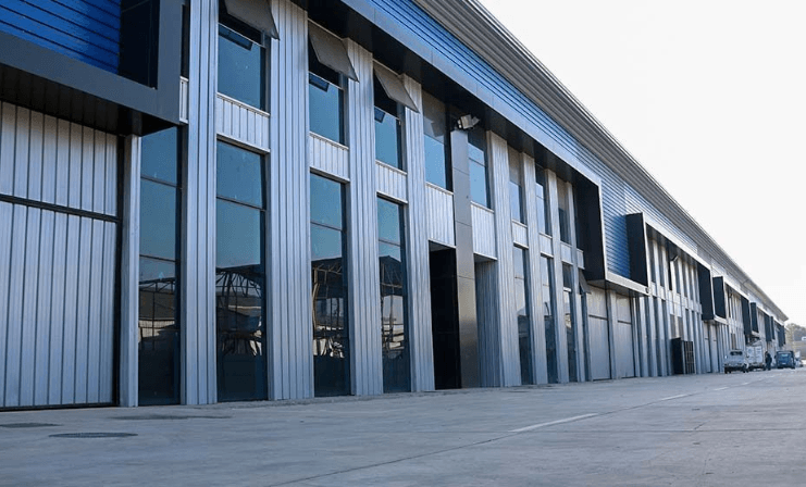 Bodegas Flex duplican el crecimiento de los centros logísticos tradicionales en 2024
