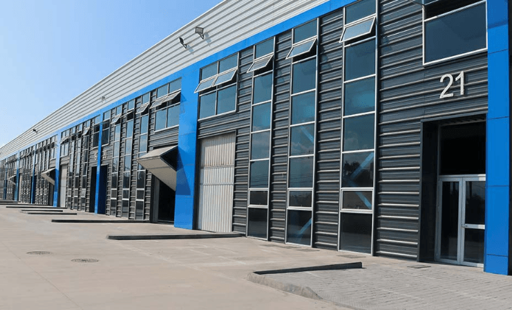 Mercado industrial cierra 2025 en equilibrio con la segunda absorción más alta de su historia