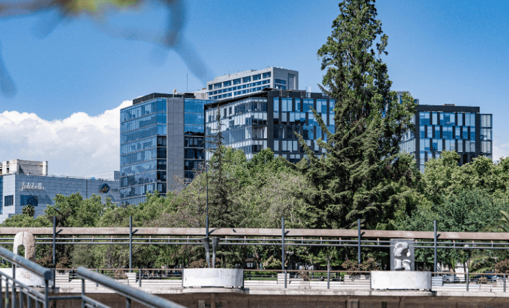 Oficinas en Santiago Clase A y B cierran a la baja