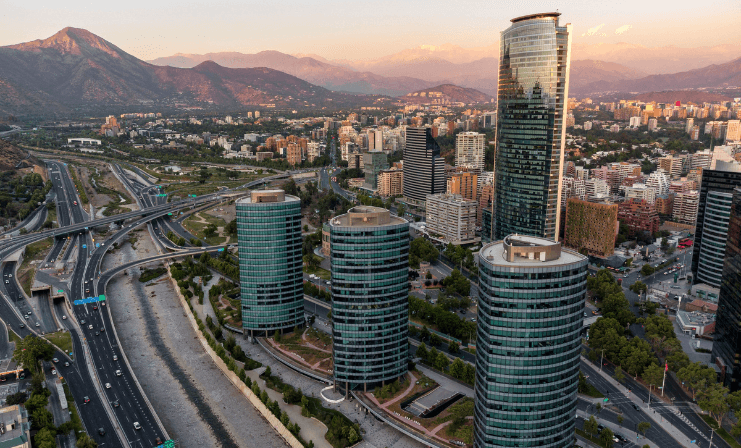 Arcadis Chile celebra 44 años liderando la transformación sostenible del país