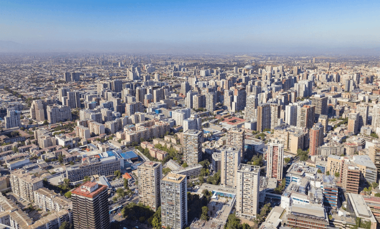Santiago Centro enfrenta caída en precios de renta corta por sobreoferta de propiedades