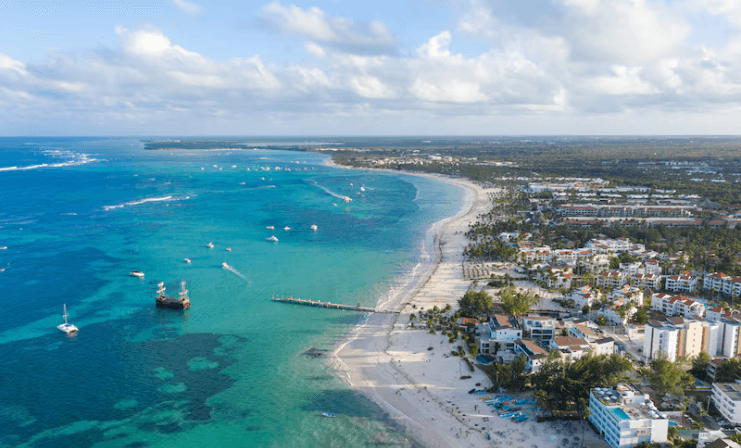 Islas Caimán y Bermudas atraen millonarios por ventajas fiscales y calidad de vida