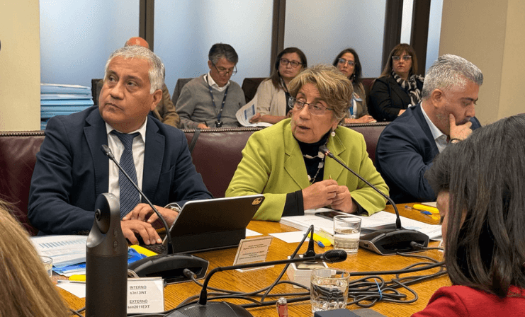 MOP presenta Presupuesto 2026 con foco en conectividad y seguridad hídrica ante Subcomisión Mixta del Congreso