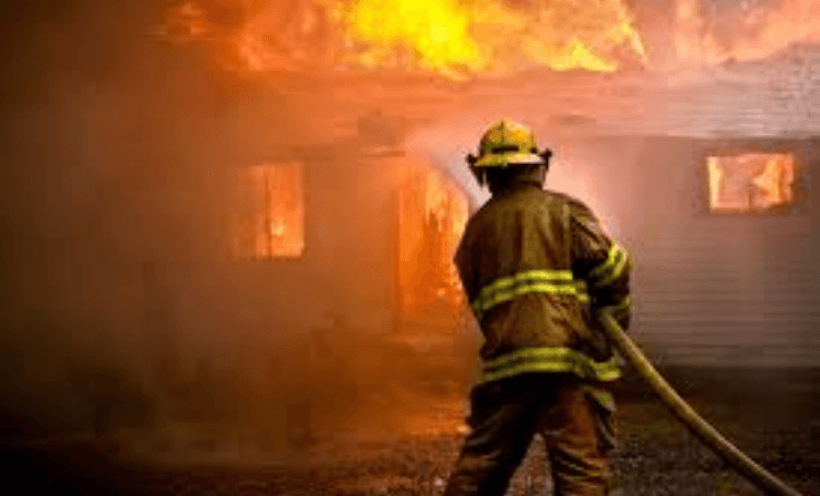 Seguro contra incendios: la cobertura clave para resguardar el patrimonio inmobiliario en Chile